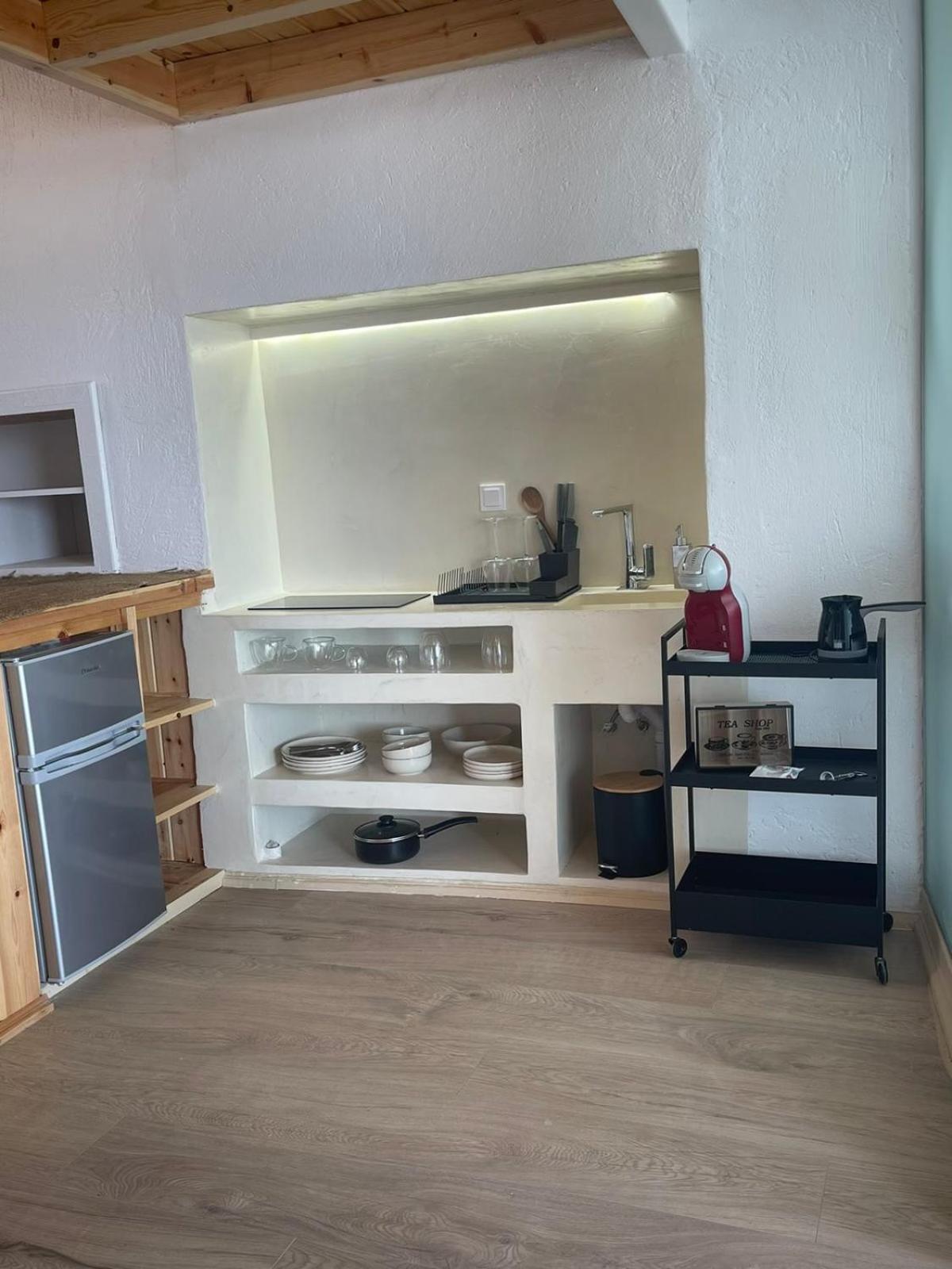 PlomariMichalelis Loft & Caveアパートメント エクステリア 写真